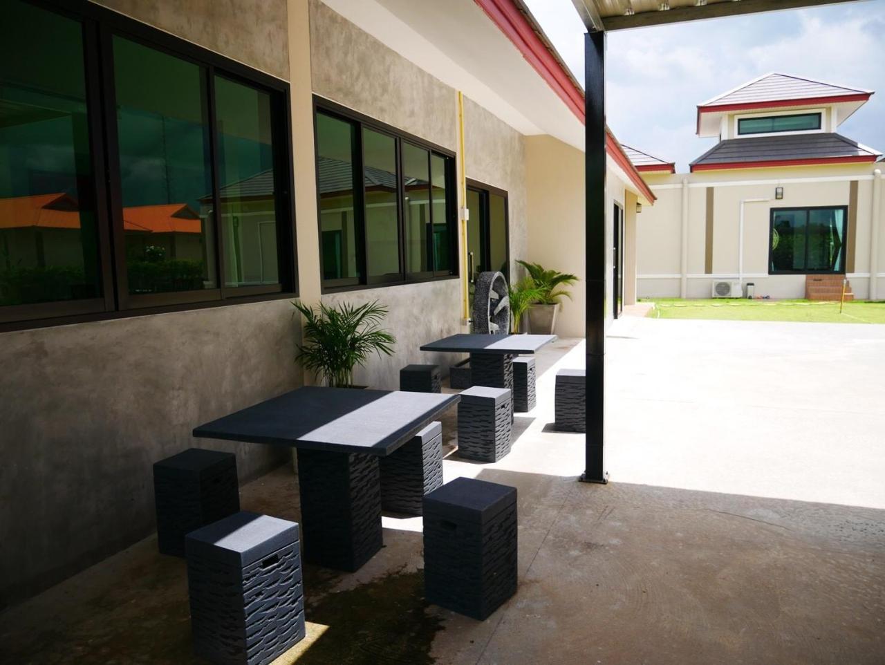 Tinna Resort Ban Nong Mai Ngam Exterior foto